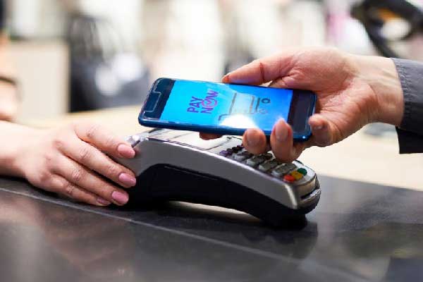 凯茜伍德抄底中国科技股：大举买入阿里巴巴，减持台积电和百度